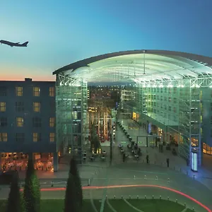 Hilton Munich Airport Отель