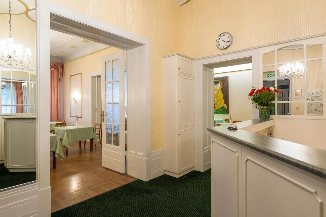 W22 Hotel Am Kurfuerstendamm Berlin